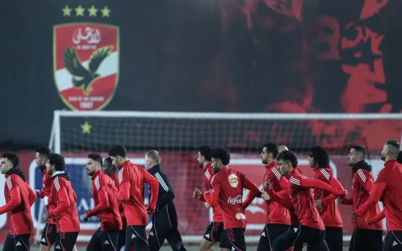 سأعود أقوى.. أول تعليق من لاعب الأهلي بعد إصابته بجزع في الرباط الصليبي